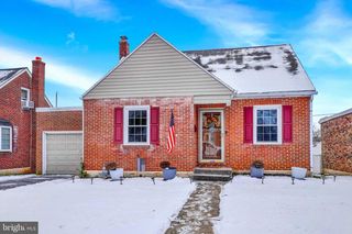 2006 ORANGE ST, York, PA 17404