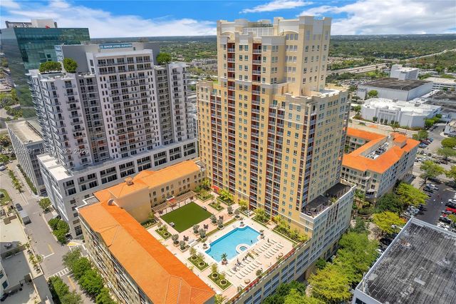 7350 SW 89th St 2008S, Miami, FL 33156