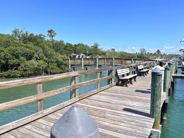 205 SHELLEY Lane, Fort Pierce, FL 34949