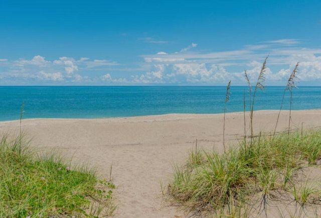 205 SHELLEY Lane, Fort Pierce, FL 34949
