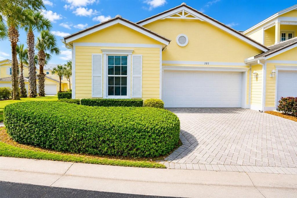 205 SHELLEY Lane, Fort Pierce, FL 34949