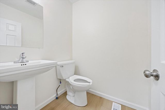 102 BRISTOL OXFORD VALLEY RD, Langhorne, PA 19047