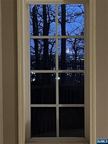 67 Magnolia Way, North Haledon, NJ 07508