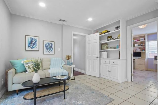 3950 E De Ora, Long Beach, CA 90815