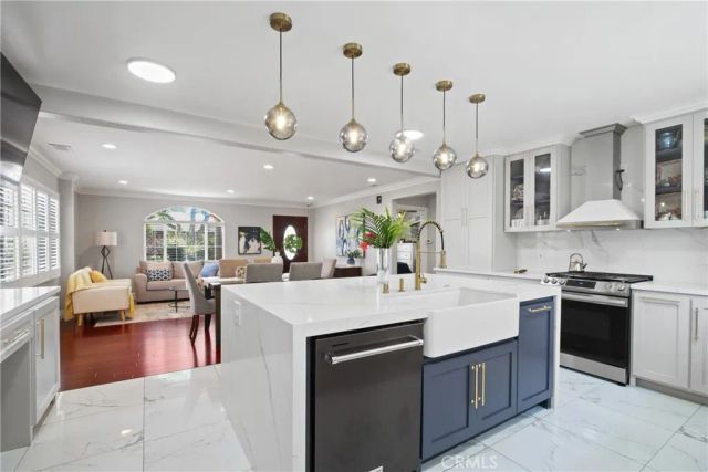 3950 E De Ora, Long Beach, CA 90815