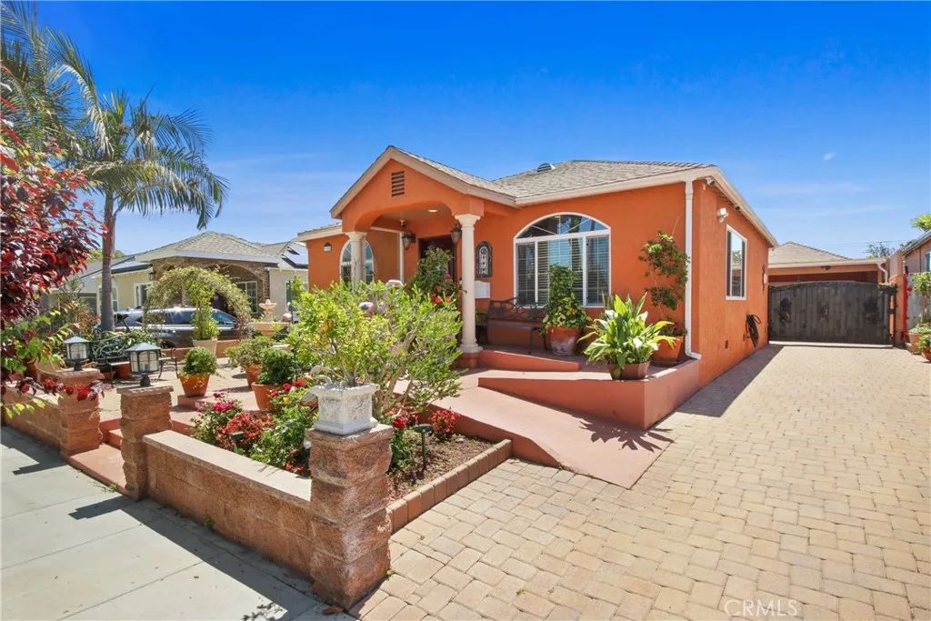 3950 E De Ora, Long Beach, CA 90815