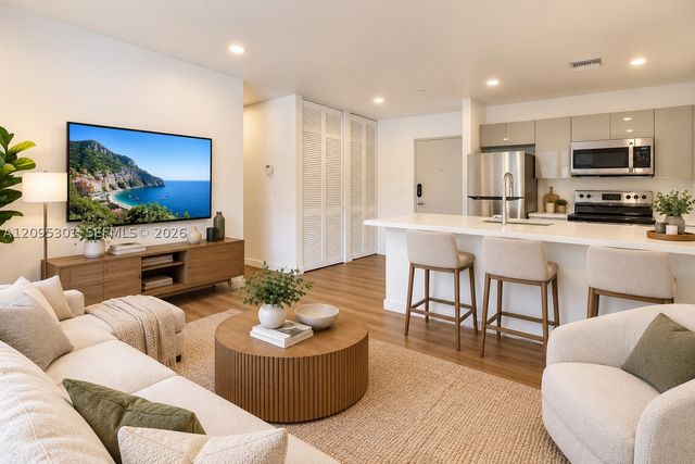 1950 Fletcher St 302, Hollywood, FL 33020