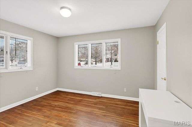 215 Hutchinson Road, Ellisville, MO 63011