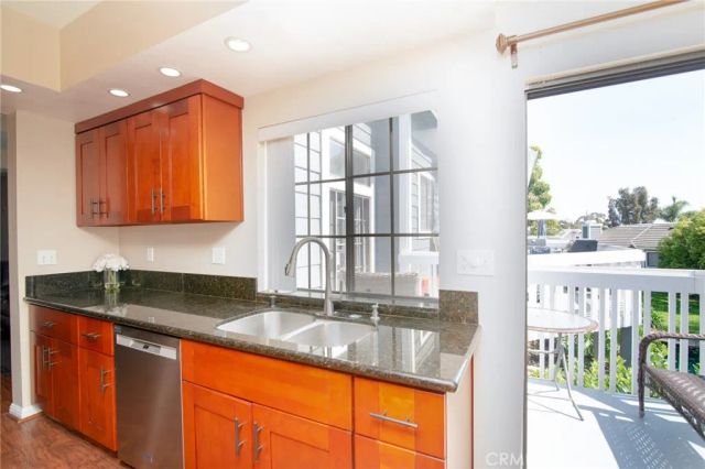 8192 Sandcove 204, Huntington Beach, CA 92646