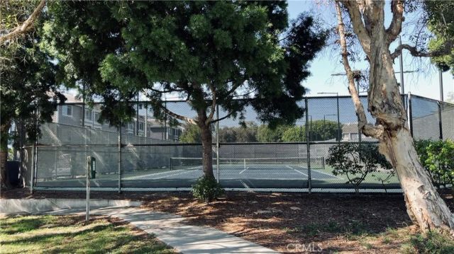 8192 Sandcove 204, Huntington Beach, CA 92646