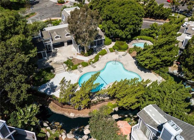 8192 Sandcove 204, Huntington Beach, CA 92646