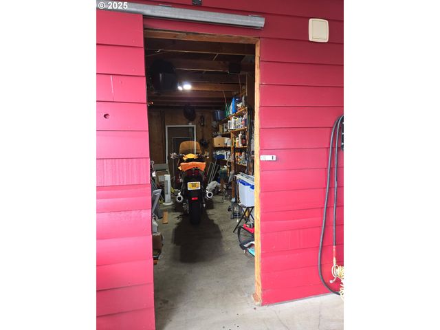 150 BUENA VISTA Ln, Roseburg, OR 97471