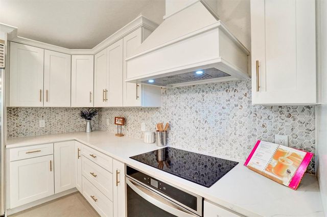 1627 FARRIER TRAIL, Clearwater, FL 33765