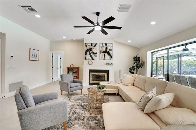 1627 FARRIER TRAIL, Clearwater, FL 33765