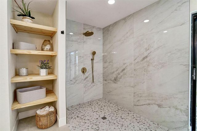 1627 FARRIER TRAIL, Clearwater, FL 33765