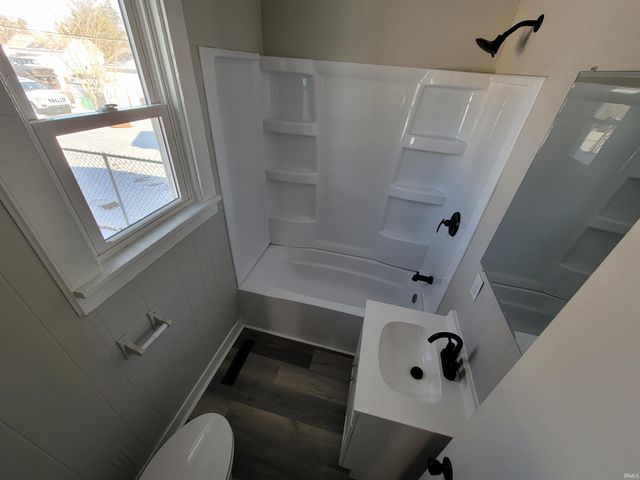 1516 W 4Th Street, Fort Wayne, IN 46808