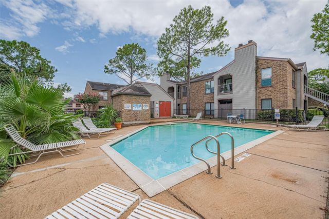 2025 Augusta Drive 502, Houston, TX 77057
