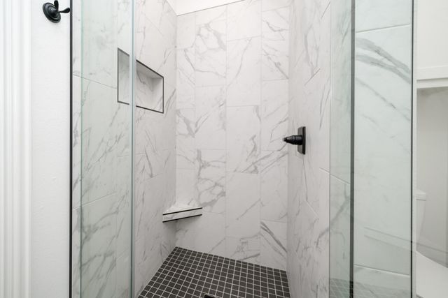 1429 Page Valley Cir, Longview, TX 75601