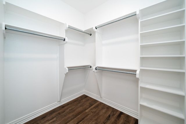 1429 Page Valley Cir, Longview, TX 75601