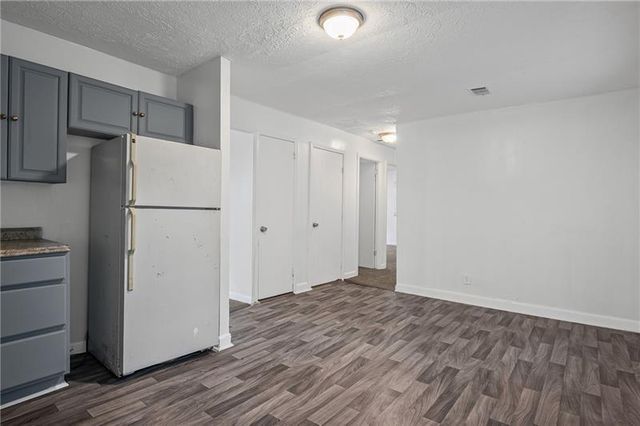 305 Banberry SE Drive, Atlanta, GA 30315