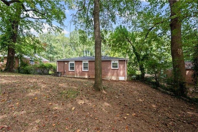 305 Banberry SE Drive, Atlanta, GA 30315