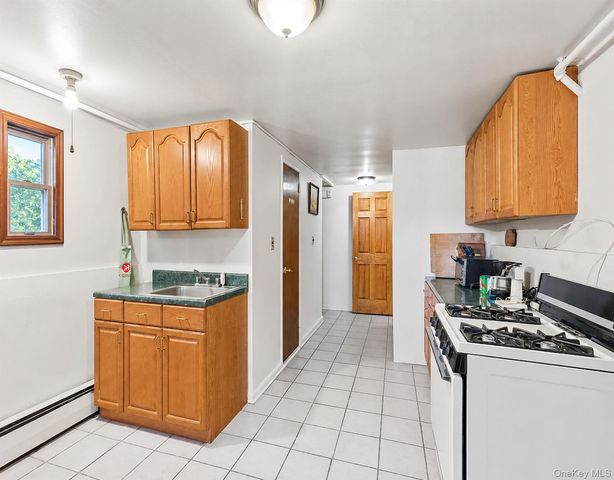 172-03 35th Avenue, Flushing, NY 11358