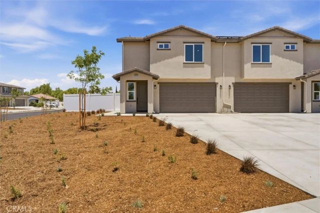 10665 Alborz Ct., Riverside, CA 92505