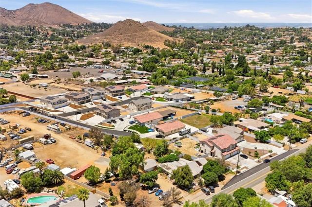 10665 Alborz Ct., Riverside, CA 92505