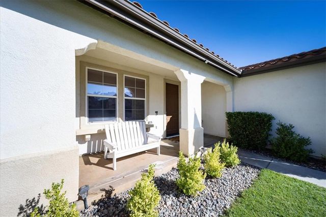 32366 Whispering Willow, Lake Elsinore, CA 92532