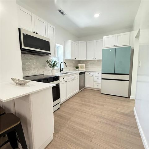 710 Elliott Street, Buckner, MO 64016