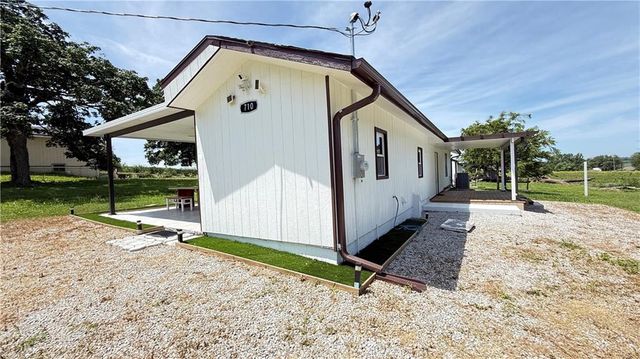 710 Elliott Street, Buckner, MO 64016
