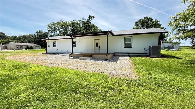710 Elliott Street, Buckner, MO 64016