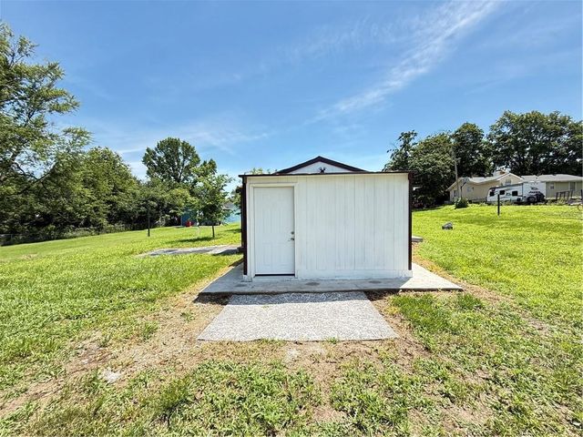 710 Elliott Street, Buckner, MO 64016