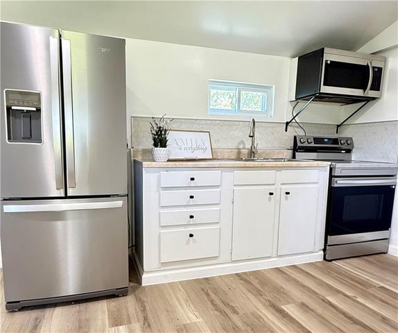 710 Elliott Street, Buckner, MO 64016