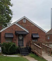 5722 Henner Avenue, St Louis, MO 63120