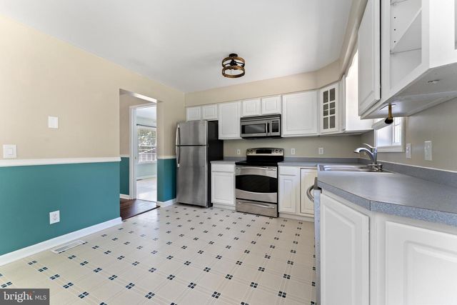 4210 SHEPHERDS RD, Partlow, VA 22534