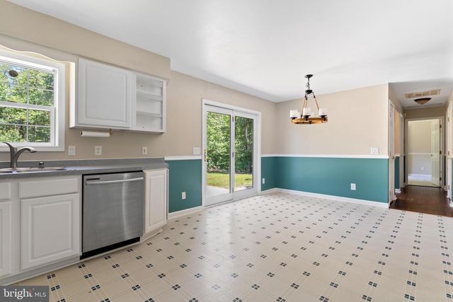 4210 SHEPHERDS RD, Partlow, VA 22534