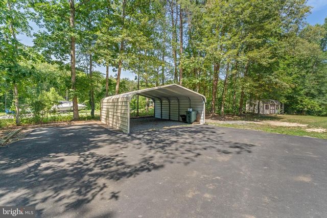 4210 SHEPHERDS RD, Partlow, VA 22534