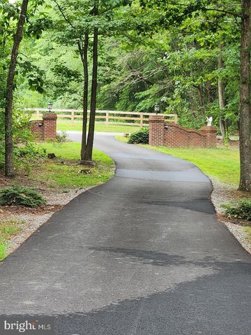 4210 SHEPHERDS RD, Partlow, VA 22534