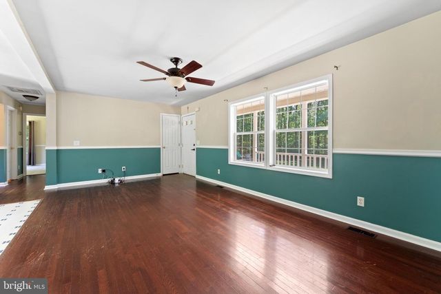 4210 SHEPHERDS RD, Partlow, VA 22534