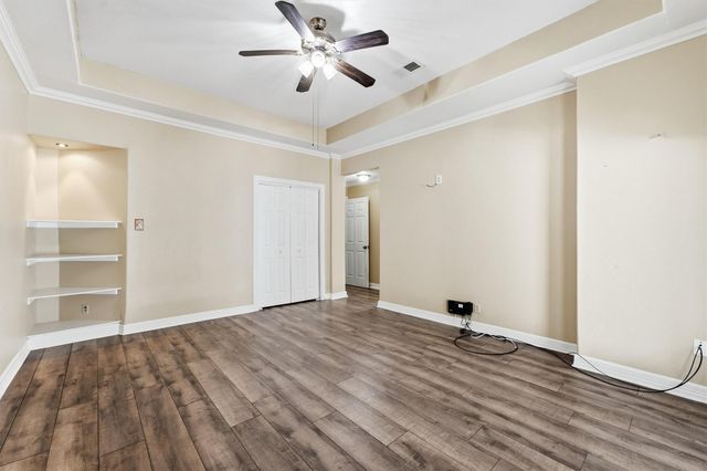 602 Briarclift Lane, Baytown, TX 77521