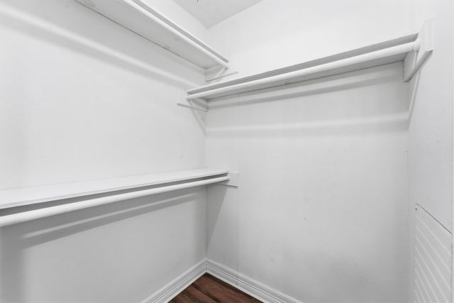 602 Briarclift Lane, Baytown, TX 77521