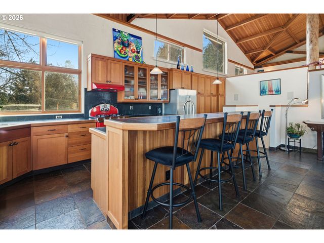 13537 FIELDING Rd, Lake Oswego, OR 97034