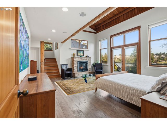 13537 FIELDING Rd, Lake Oswego, OR 97034