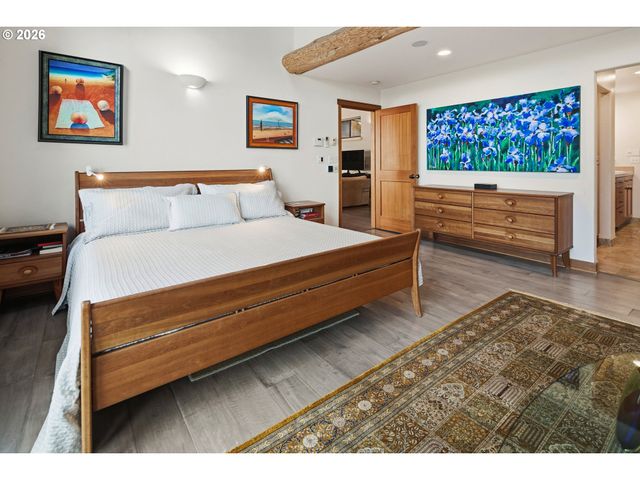 13537 FIELDING Rd, Lake Oswego, OR 97034