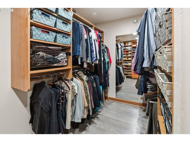 13537 FIELDING Rd, Lake Oswego, OR 97034