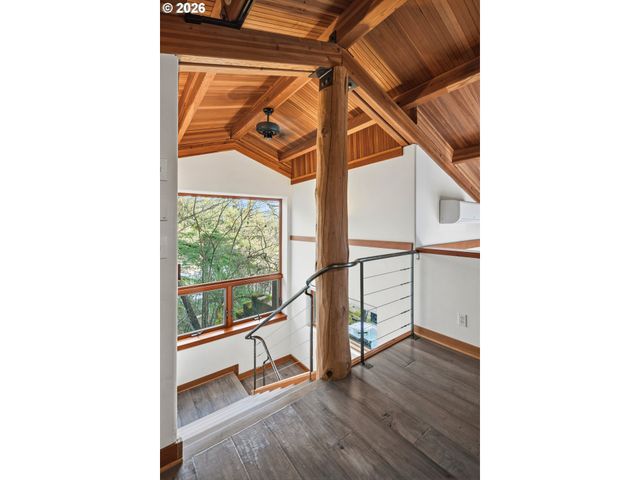 13537 FIELDING Rd, Lake Oswego, OR 97034