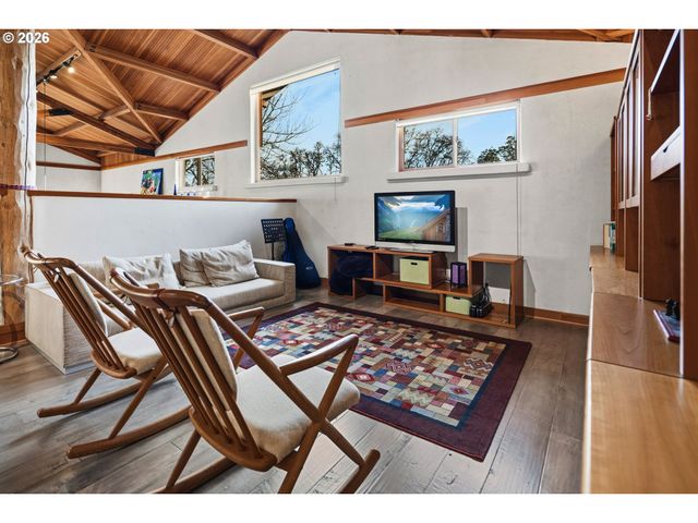 13537 FIELDING Rd, Lake Oswego, OR 97034