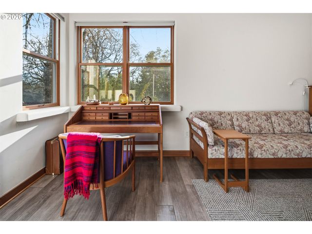 13537 FIELDING Rd, Lake Oswego, OR 97034