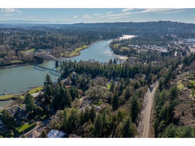 13537 FIELDING Rd, Lake Oswego, OR 97034